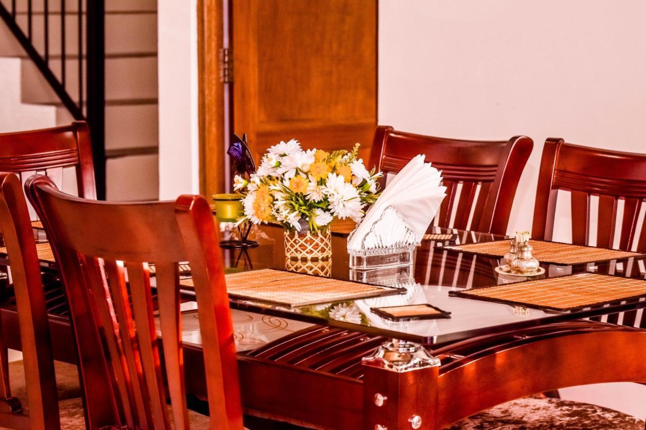 Saru Holiday Apartment - Up To 6 Guests キャンディー エクステリア 写真